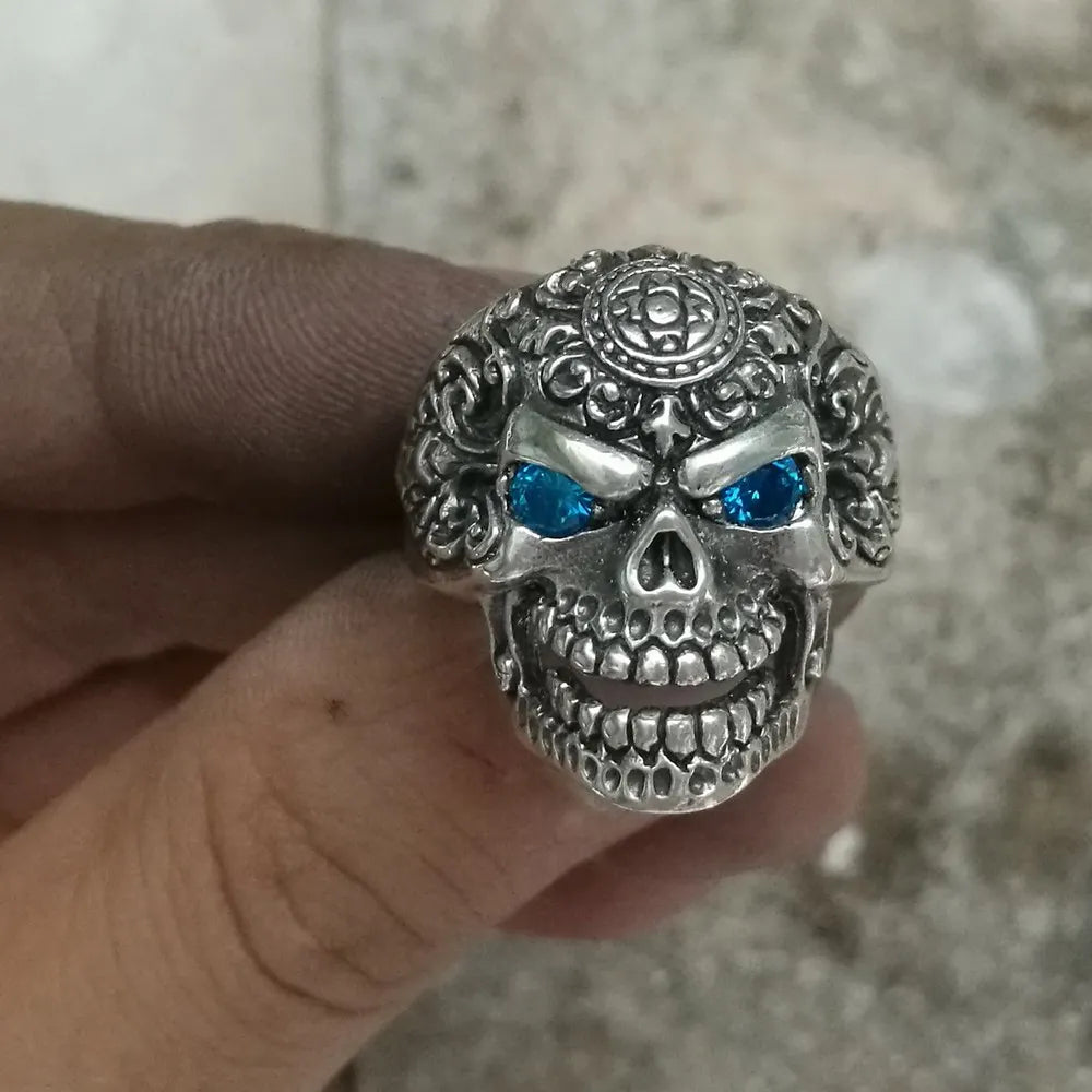 Anel Caveira Punk Pedra Olhos Azuis
