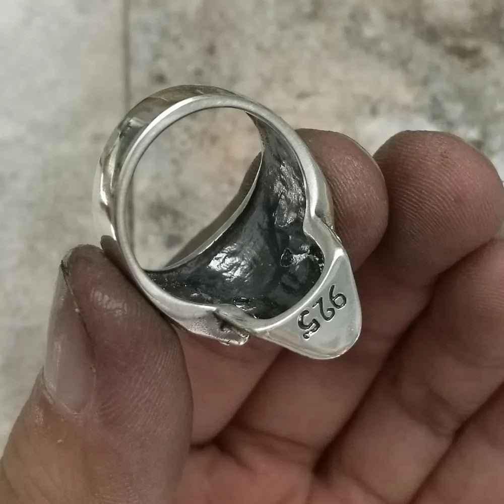 Anel Caveira Punk Pedra Olhos Azuis