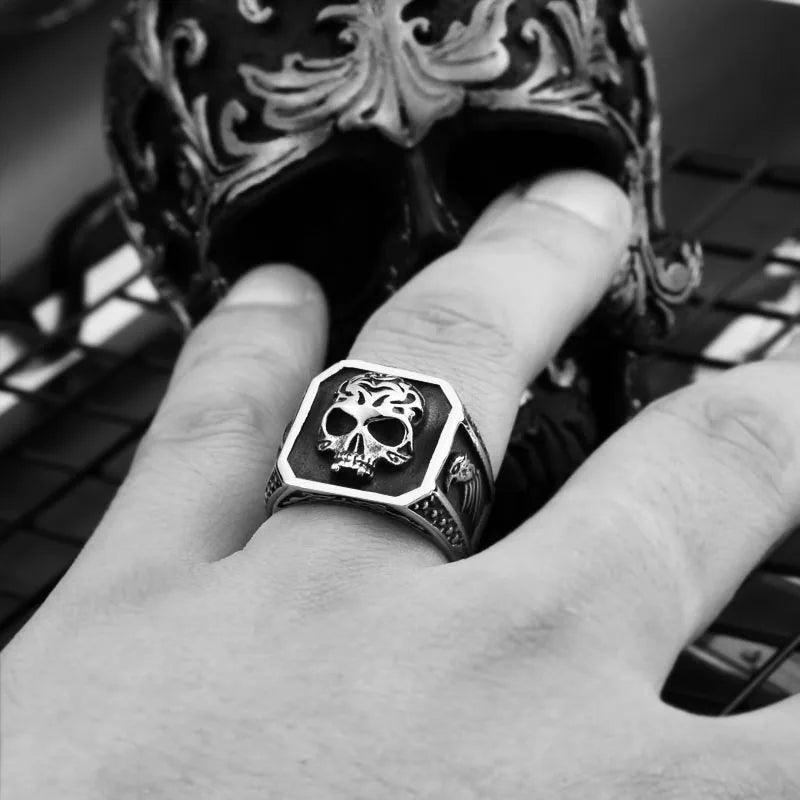 Anel de Caveira Vintage - Rocktude