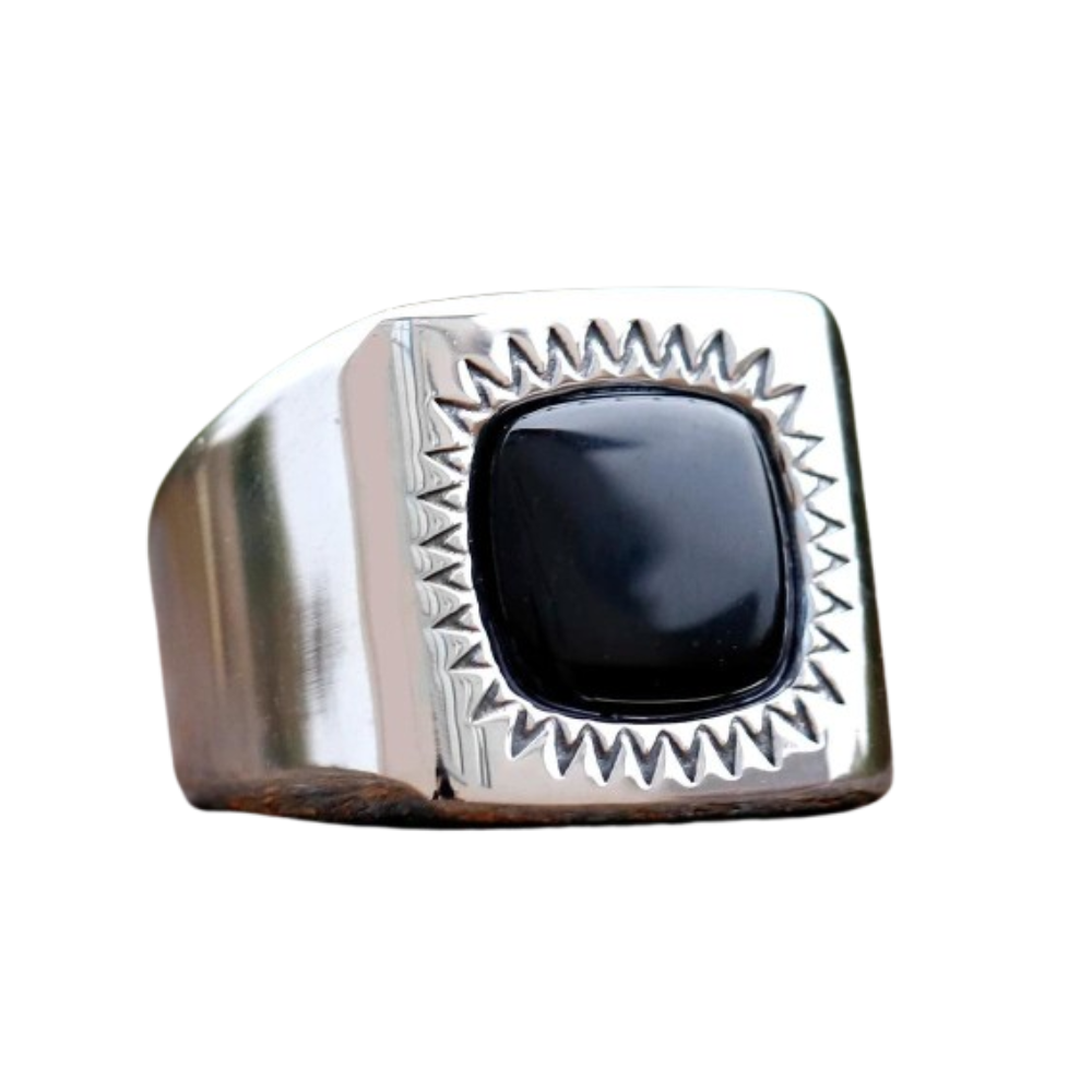 Anel Prata Quadrado com Pedra Preta