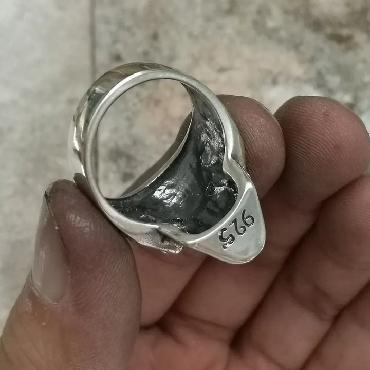 Anel Caveira Punk Pedra Olhos Azuis