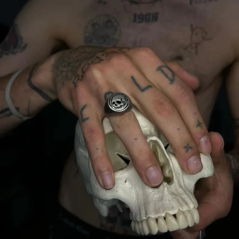 Anel Skull Memento Mori Vintage
