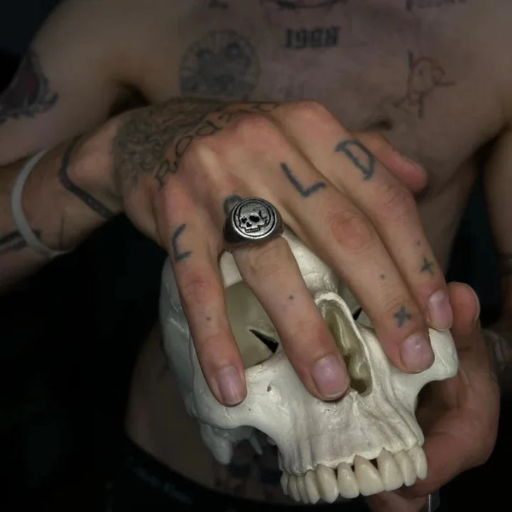 Anel Skull Memento Mori Vintage